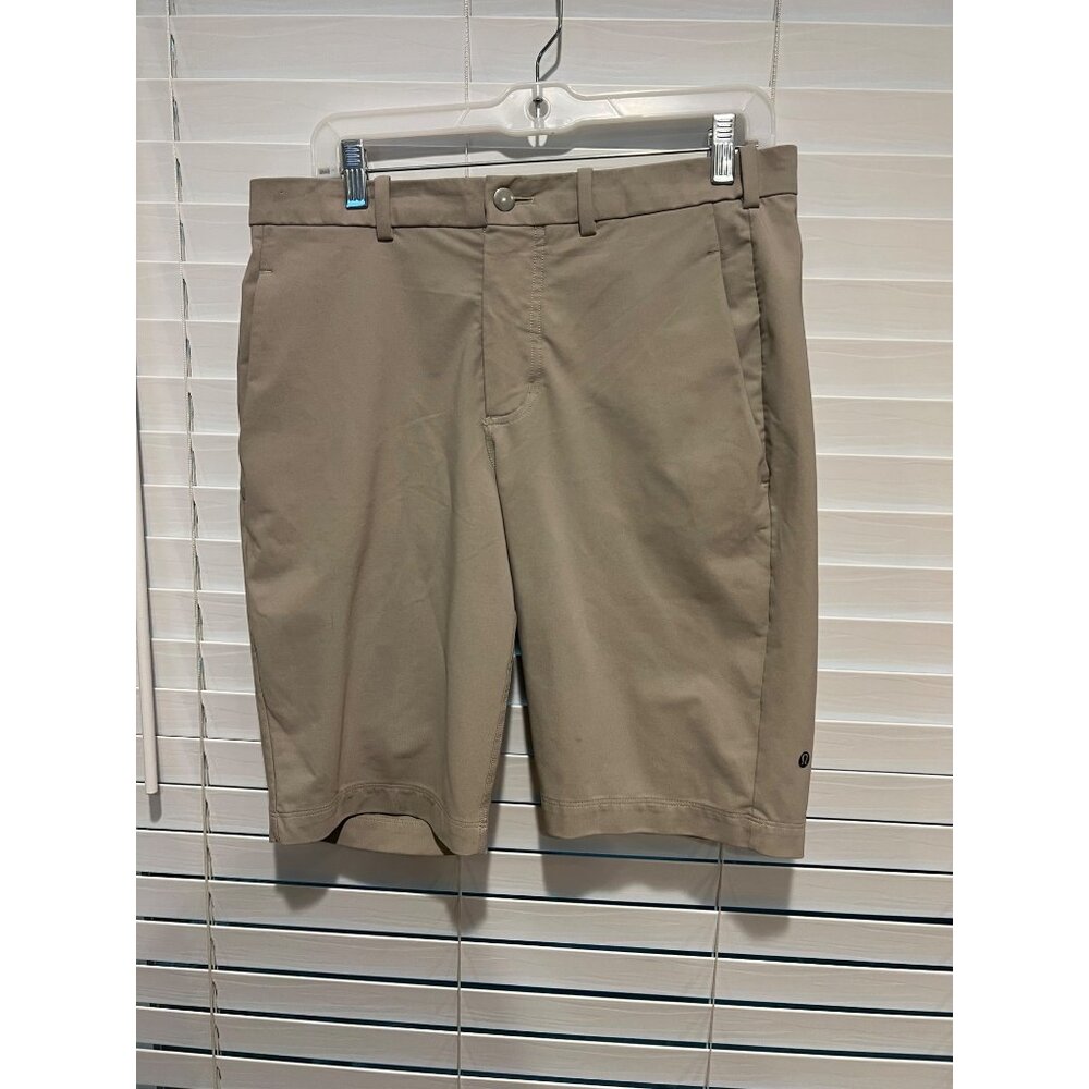 Lululemon Mens Shorts‎ - Size 34